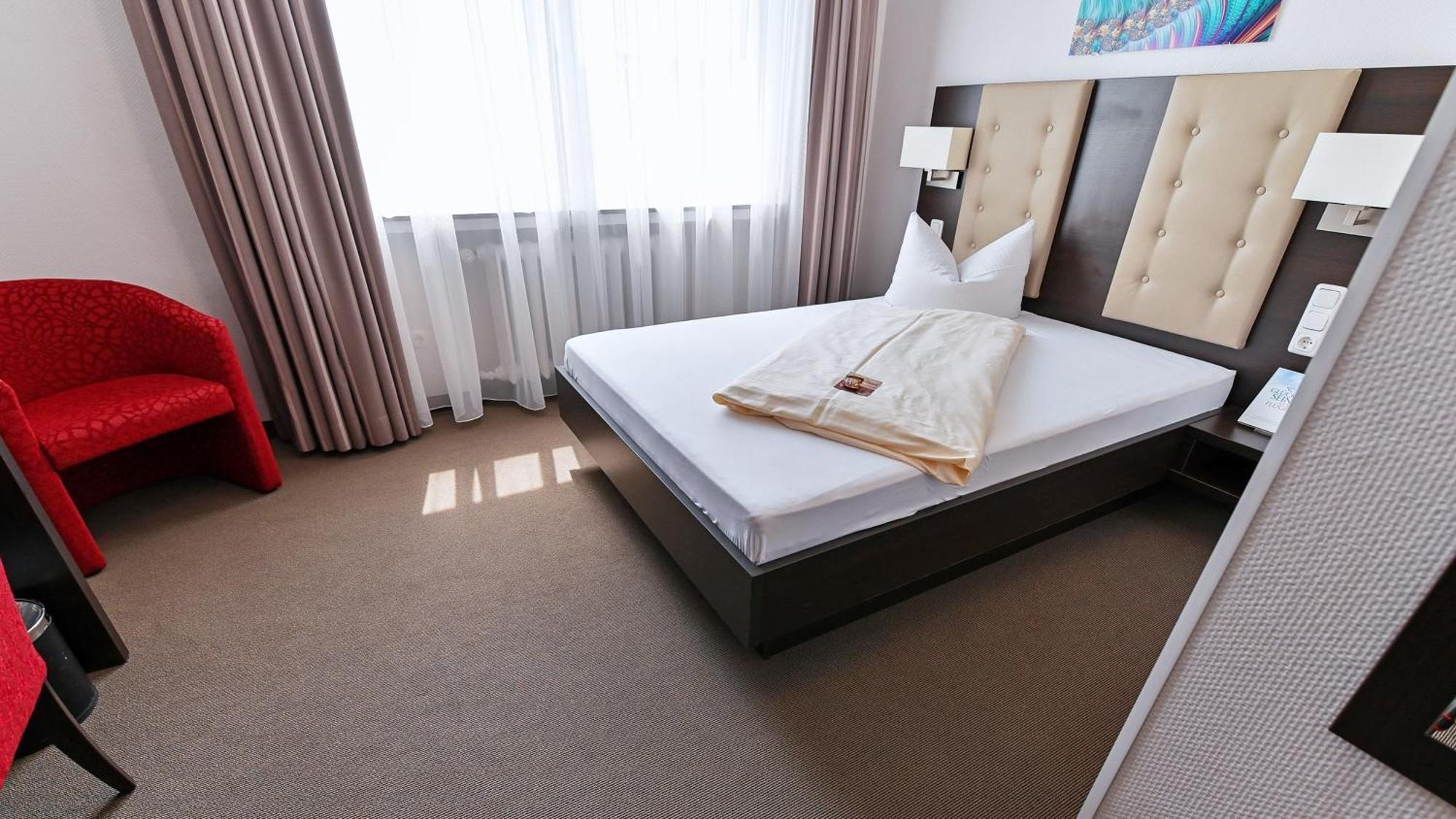 Hotel Monopol Гельзенкірхен Екстер'єр фото