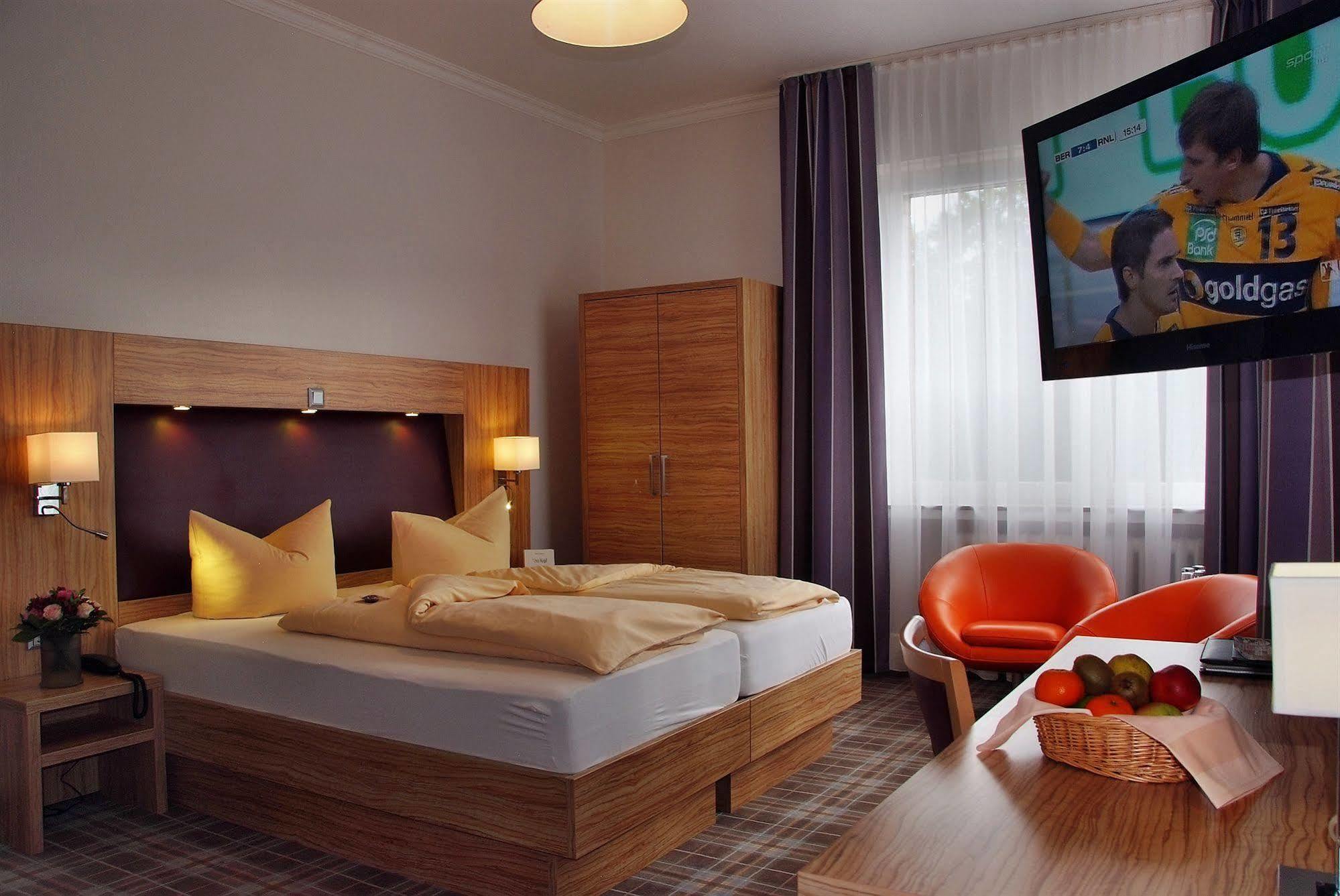 Hotel Monopol Гельзенкірхен Екстер'єр фото